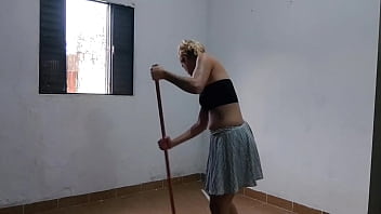 Preview 1 of Forced Family Fuckq - dei gostoso pro meu ex na faxina
