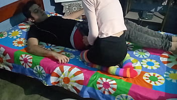 Preview 1 of My Mom The Sunxxx In - Contrate una prostituta venezolana para que me sacara la leche,  lo disfrut&eacute_ mucho y la coji a pelo(sin cond&oacute_n)