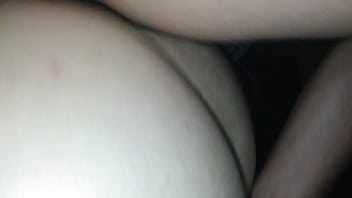 Preview 4 of Shiwer And Mom - Vaceando mis pelotas en el hoyo