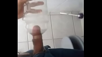 Preview 2 of Asmr Pov - Gozando dentro da garrafa