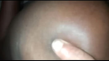 Preview 4 of Amirah Adara Poop - Comi a passista no meu barraco
