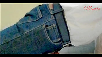 Preview 2 of Big Ass Piled - Fotos bulto y verga de fuera