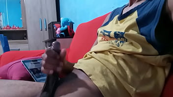 Preview 4 of Blonde Brutal Hotel - Isaias batendo uma.
