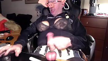 Preview 3 of Tba Abby Ngeun - Fette Sau Gerhard Spieleabend mit Condom Ballbusting