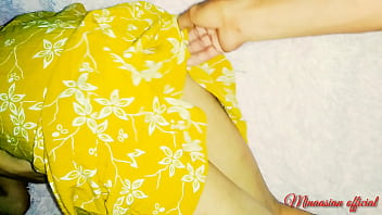 Preview 1 of Beloww 18 - Tante mina gatal memeknya lalu dibedakin dan dientot