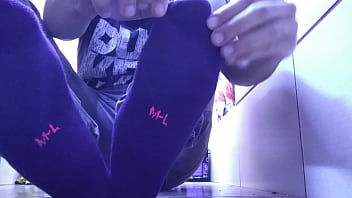 Preview 2 of Indian Mian Khilfia - FEEL MY NEW SWEATY DARK SOCKS AND MY ASS
