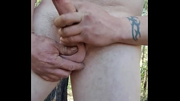 Preview 2 of Jordi El Nio Polla With Milf - Getting myself off in a public park