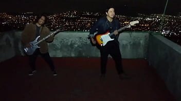 Preview 2 of Xxx Cercana - The roofthers - el &uacute_nico (video oficial)