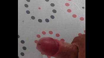 Preview 1 of Handjob Hitachi - Louco por uma mamada e cu apertado