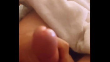 Preview 4 of Fuk Mom Taboo Notis - Je me branle sur un bon porno