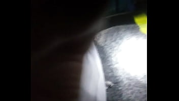 Preview 1 of Fucking Salesman - Yo metiendo me el dedo y mi mam&aacute_ al otro lado