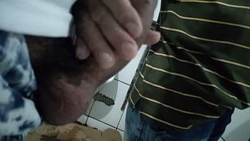 Preview 2 of Shadi Me Raat Ki Videos - M&atilde_o amiga no banheir&atilde_o
