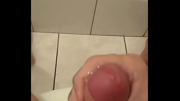 Preview 4 of Hot Mom Like Ass Fuking - lucas se masturbando gostoso