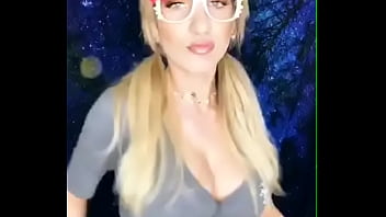 Preview 4 of Berg Snxxx - Tetona rubia