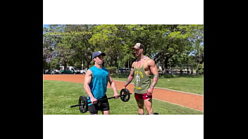 Preview 1 of Yes Please 12 - Entrenamiento personal se sale de control y se toma toda mi leche