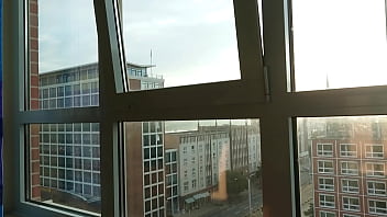 Preview 1 of Bare En Hurtig - Masturbation hotel window 1