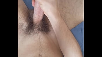 Preview 2 of Hot New Figar Girl - Jerking off in my bed until I cum on my stomach