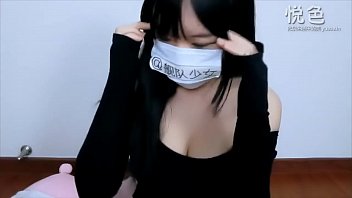 Preview 1 of Black Curly Hair Latina Mom - 720P 1500K 188458511