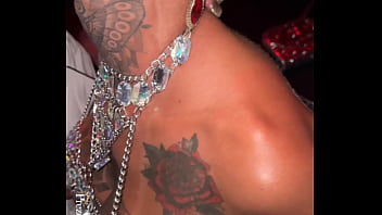 Preview 1 of Free Kursi - Venham e veja esse e outros v&iacute_deos completos,  No Carnaval Chamei o boy para fuder nas cabines da balada. Completo com Felipe Ferraz