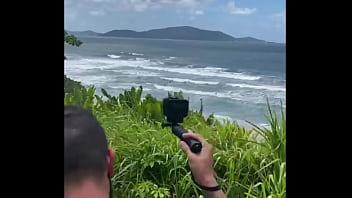 Preview 3 of Boy Publick - Entramos numa trilha pra fazer uma suruba na praia