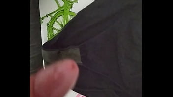 Preview 1 of Facewebcam Tube - Corrida en bragas de mi mujer 199