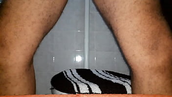 Preview 1 of Lain Oi Mandingo - Com as duas m&atilde_os