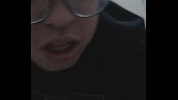 Preview 1 of Japanese Teen Pussy Voyeur - En la fiesta