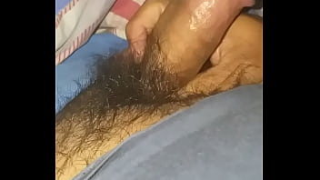 Preview 4 of Doog Gilsh Xxxcom - Jugando solo