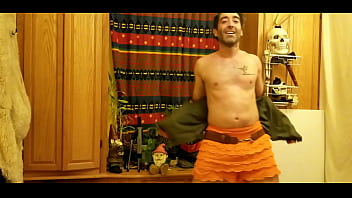 Preview 1 of Thick Tits Ssbbw Super - Solo Male dancer shakes his ass for you Max Shenanigans