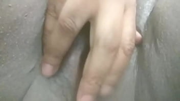 Preview 1 of Lege Saggy Tieten - Mulata mostrando a xotinha no whats