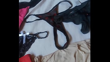 Preview 1 of Babyiomxxx - Hola guardando las pantis de mi hijastra