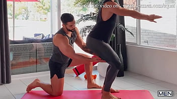 Preview 2 of Gesset Sex - Yoga Master / MEN / Arad Winwin,  Alam Wernik  / stream full at  www.sexmen.com/squat