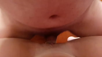 Preview 1 of Gay Hotelboy - Mimi transando com as pernas arreganhadas fazendo squirt encima do seu principe