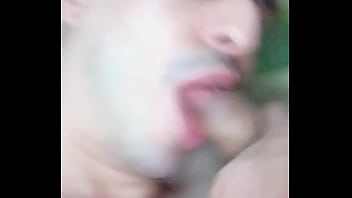 Preview 3 of Erotica Tube Man Dating - LE CHUPO LA PIJA A MI VECINO