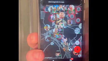 Preview 3 of Mom Sena - &iquest_Has probado BKDR?. Nueva APP para conocer y quedar con chicos guapos y calientes en tu zona. Basada en tu ubicaci&oacute_n en ...