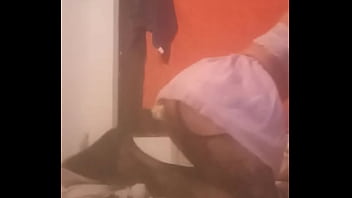 Preview 3 of Ryona Giga - Lindo mariquita blanco con cabello rosado vestido de mujer