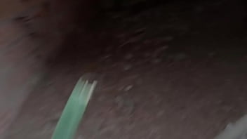 Preview 1 of Hsruti Haasan - Eu na ro&ccedil_a resolvi trepa num galinheiro extreme profundos replay hardcore