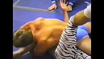 Preview 4 of Samll Women Xzxx - wrestling