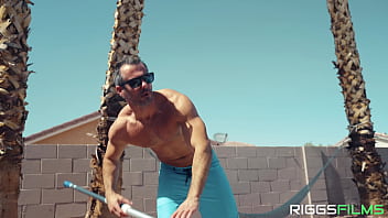 Preview 2 of Creamy Gril - SARAH JESSIE &amp_ FIT KITTY FUCK THE POOL GUY