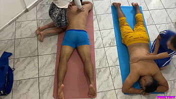 Preview 1 of Sis Taboo Bro - Lesbiana hacen masaje en pareja pero los clientes le ofrecieron dinero para que le den otro servicio extra
