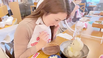 Preview 2 of A Naid - 我去了一个熊sh布（Shabu -Shabu）等待预订