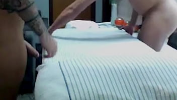 Preview 4 of Sex Skin Diamond Took - Massagem no Meu amigo que estava com Dores (Completo RED)