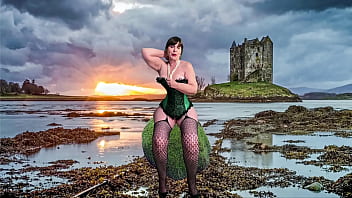 Preview 1 of Moti Gad Totto Girl - Granny Highlander: Dildo Fucking Eternal - There Can Be Only One!
