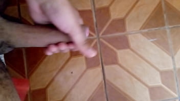 Preview 1 of Lelu Love 60 Fps - Gozei gostoso em casa
