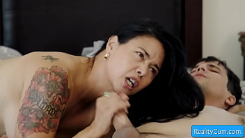 Preview 2 of Darty Ses - Busty mature stepmom suck and fuck her stepson - Dana Vespoli,  Ricky Spanish