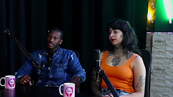 Preview 3 of Www Sexwapi In Get Live Sex - Contou como se conheceram,  vai em casa de swing &agrave_ trabalho e quando pegou um casal complicado... - My Hell Williams &amp_ Hyoran Carvalho (SHEER/RED)