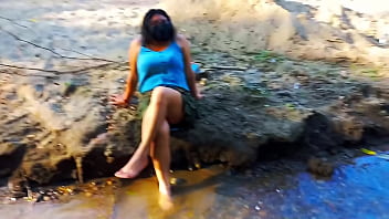 Preview 4 of Sexsi Men - MI NOVIO NO LLEGO AL HOTEL Y AHORA TENGO QUE HACERLO  CON MI GRAN DILDO,  DESPUES DE ESTO MI MEJOR AMIGA DEL CAMPO SEDUCE A UN TURISTA,  LO PASEA POR EL RIO Y LO LLEVA A UNA CASA DEL RANCHO PARA TENER SEXO INTENSO