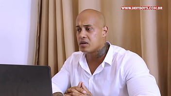 Preview 2 of Sanny Liyon Indin - Chefe maromba metendo pica no funcion&aacute_rio novinho