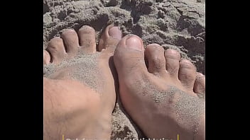 Preview 3 of Ht Xxx Vdio - Feet at the beach