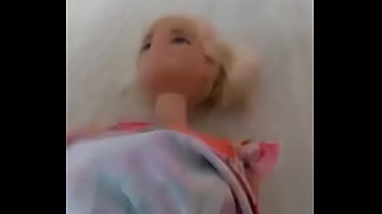Preview 3 of Milf Hairi Pussy - Je baise bien fort une Barbie.